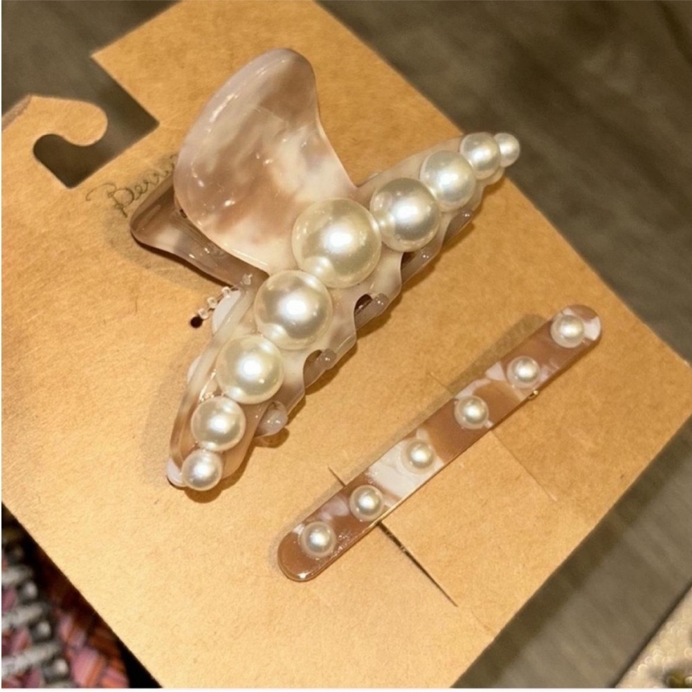 💜Firm Price💜 2 pieces hair accessories